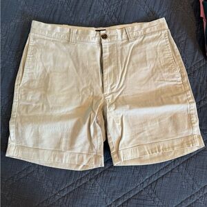JCrew Men’s Shorts Size 31 Waist 7” Inseam Khaki/Beige Color
